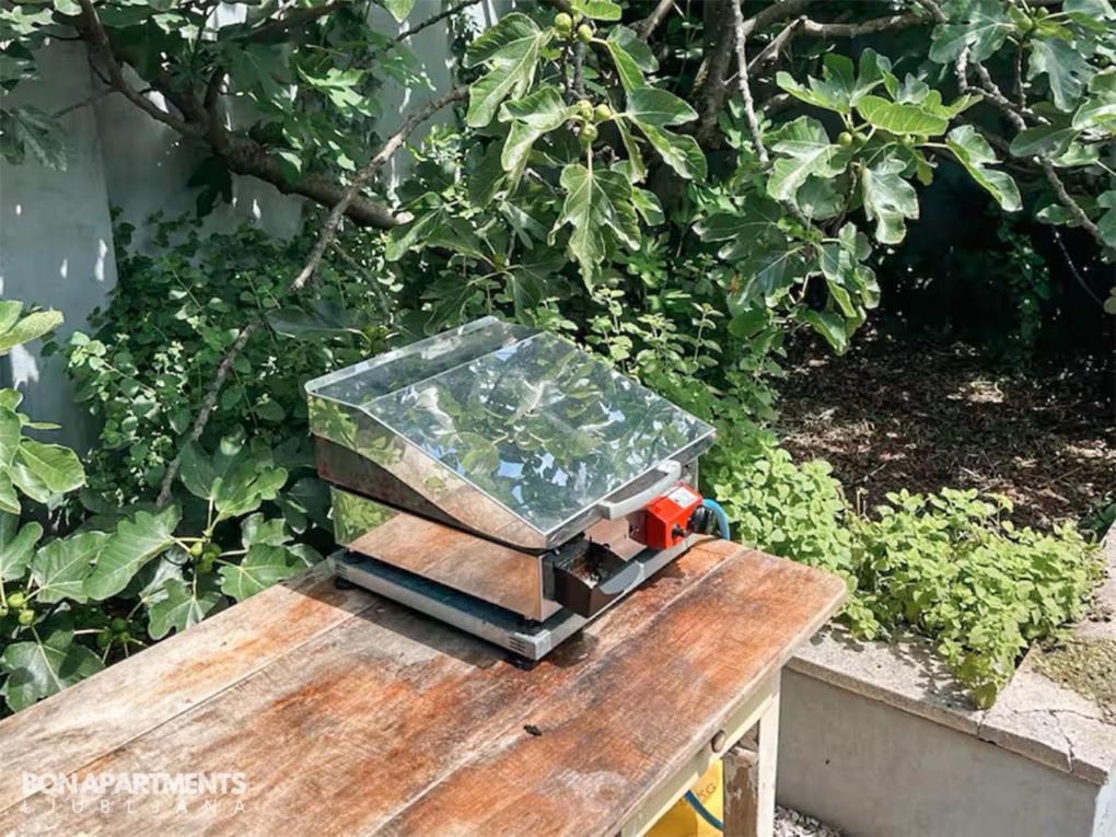 Huge Bbq Garden 2, Spacious Flat, Ac, Free Parking 2 Любляна Екстер'єр фото